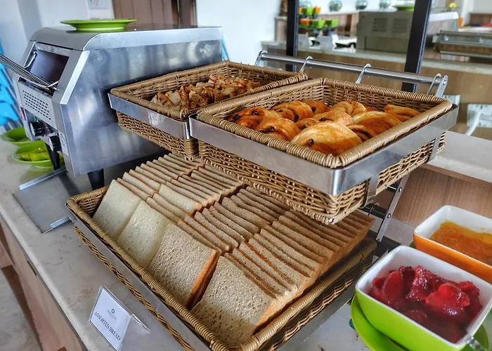 Grand Livio Kuta Hotel