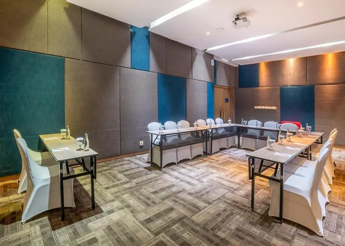 Grand Livio Kuta Hotel